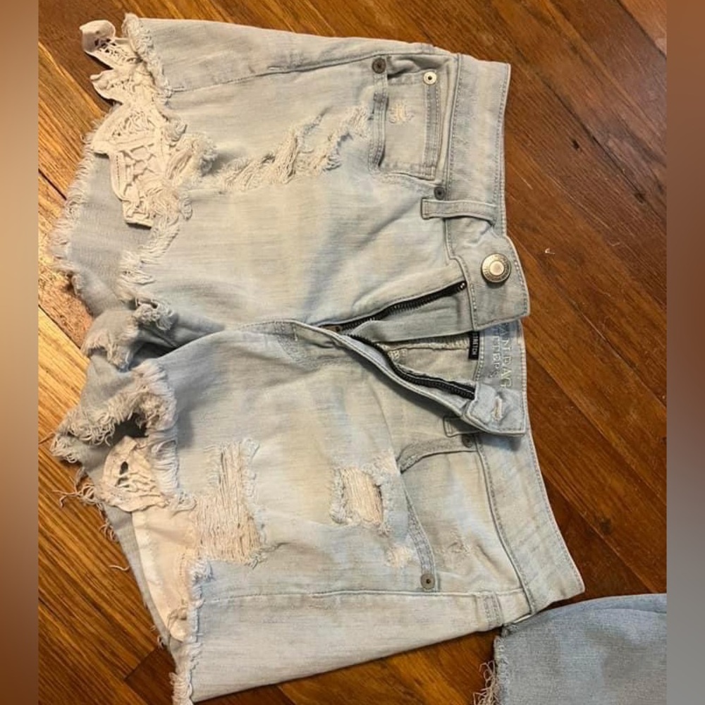 AE shorts